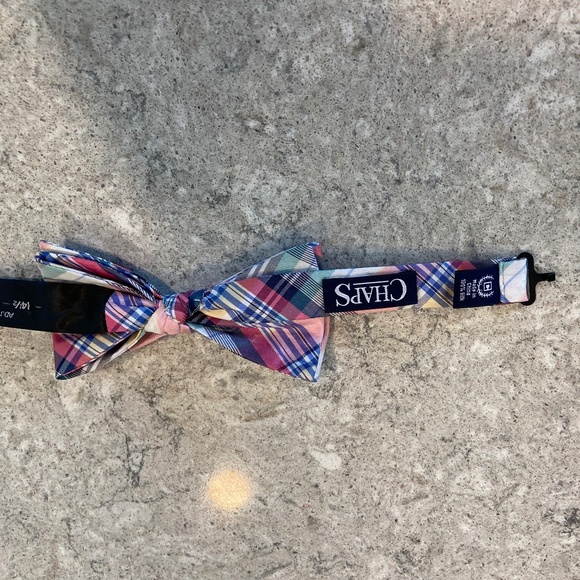 Bow Tie Multi Color - Picture 1 of 4